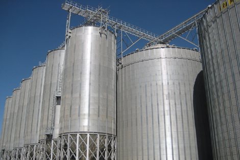 Irán: 64 000 toneladas de maíz